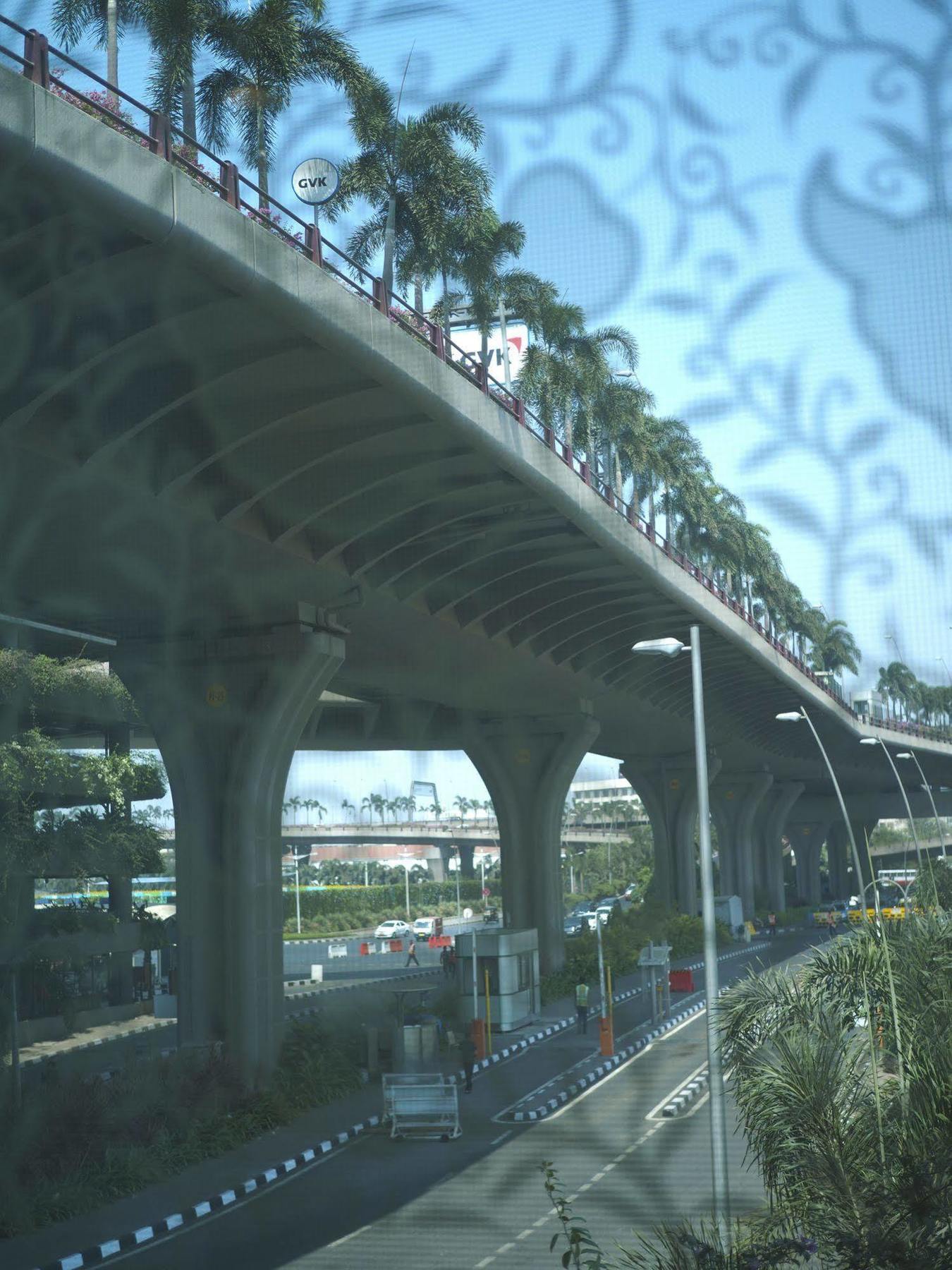Niranta Transit Airport - At Arrivals Mumbai