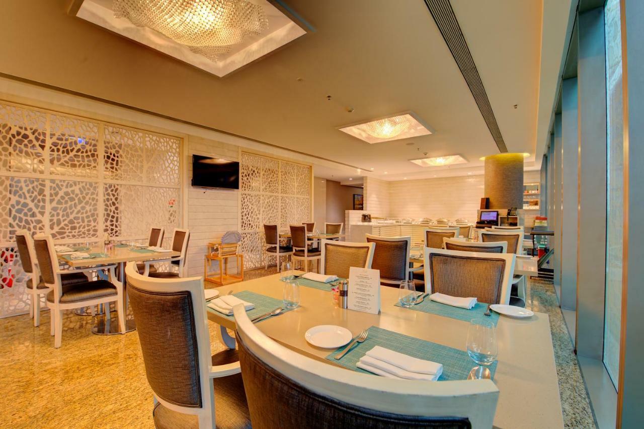 होटल Niranta Transit Airport - At Arrivals 4*